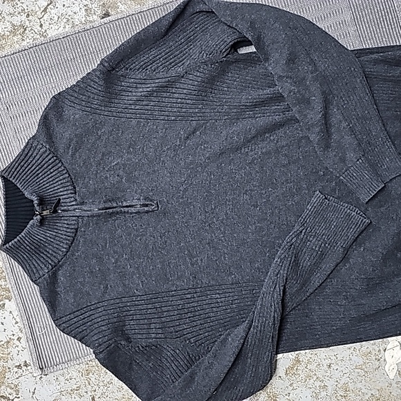 Calvin Klein Other - Calvin Klein Sweater 3/$12